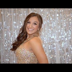 Meet your Posher, Bree